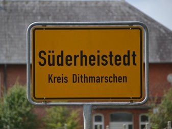Ortseingangsschild Süderheistedt